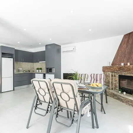 Casa Renovada Centro * Empuriabrava