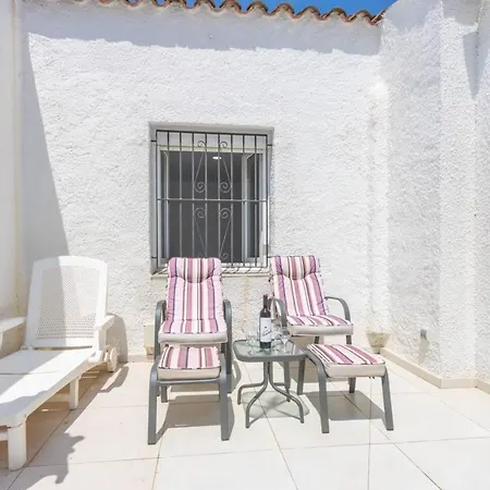 Casa Renovada Centro Empuriabrava